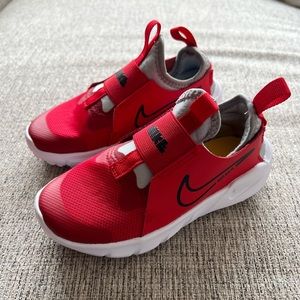 Nike Flex Runner 2 Sneaker (toddler)